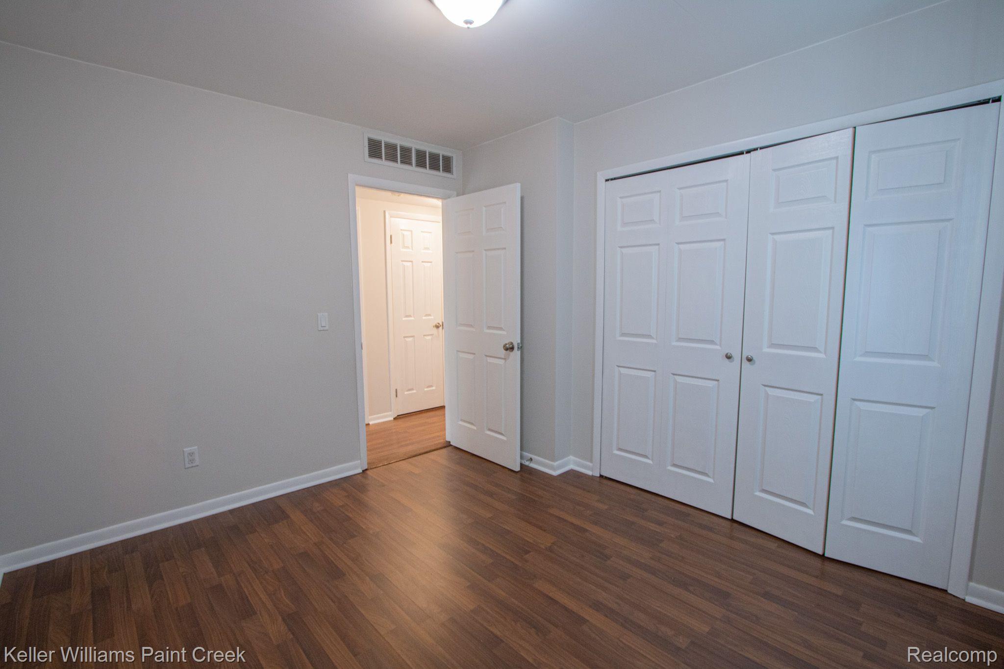 3590 Samuel Avenue Rochester, MI 48309 - Photo 15 of 35