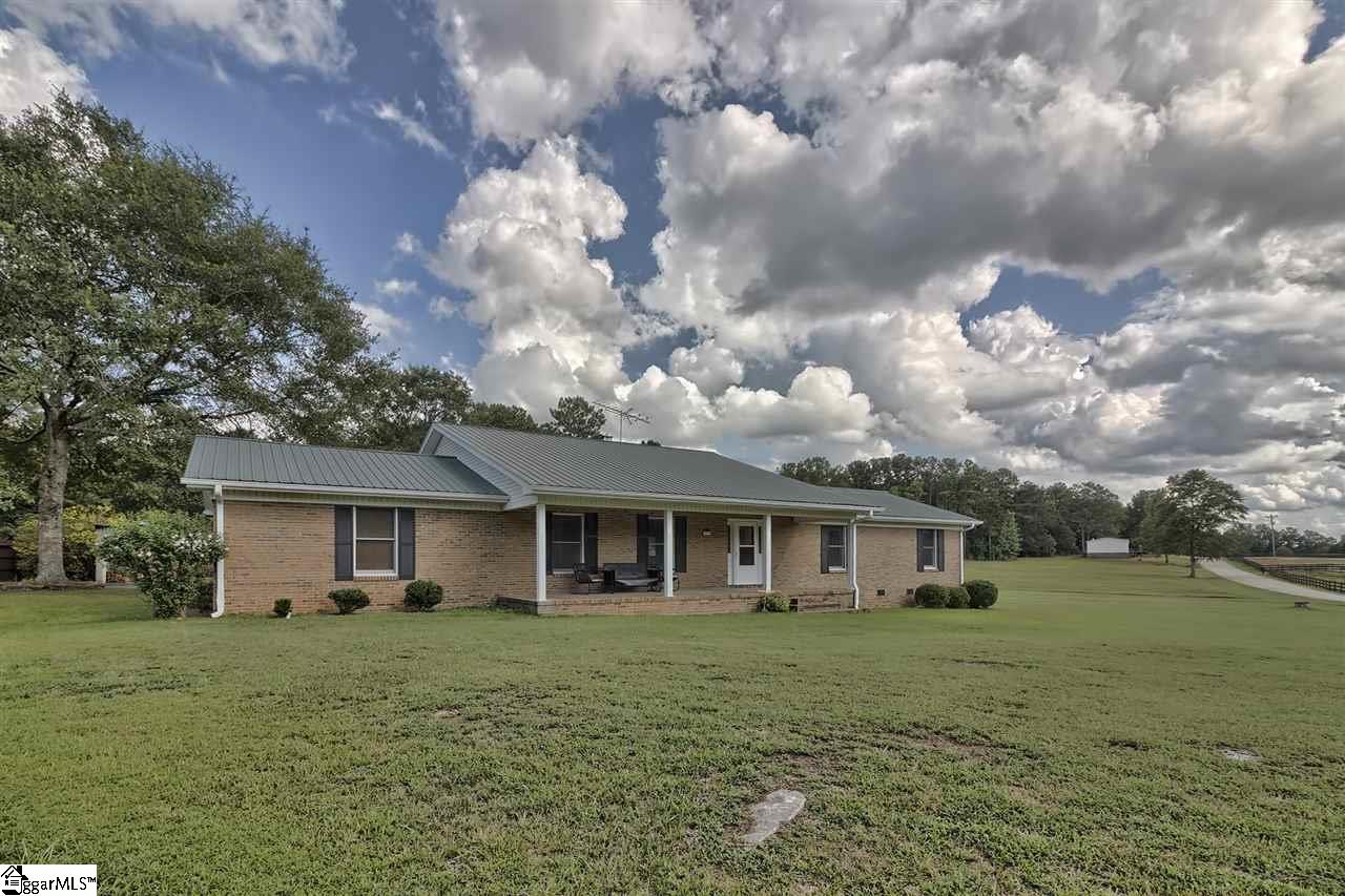597 West Nelson Road Fountain Inn, SC 29644 - Photo 1 of 33