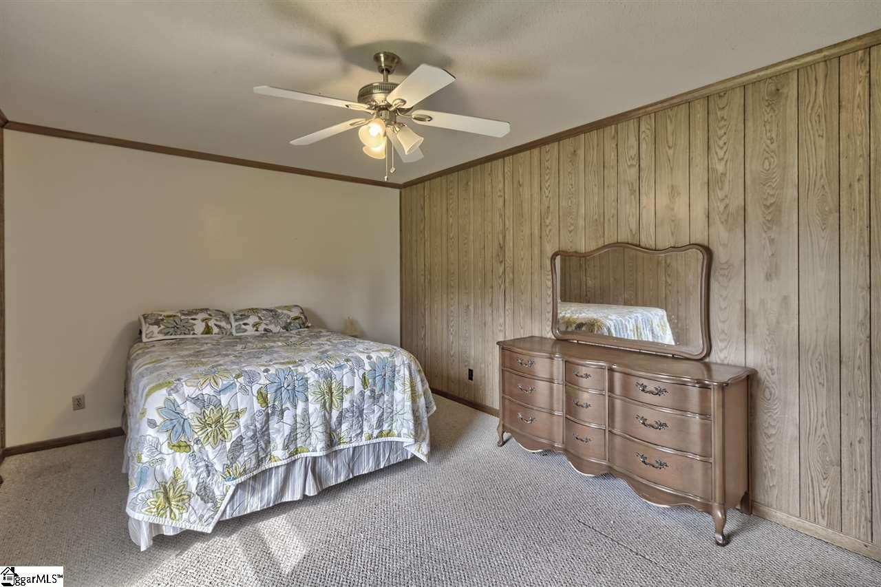 597 West Nelson Road Fountain Inn, SC 29644 - Photo 19 of 33