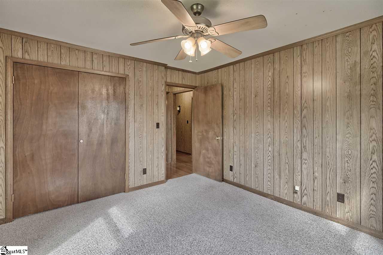 597 West Nelson Road Fountain Inn, SC 29644 - Photo 22 of 33