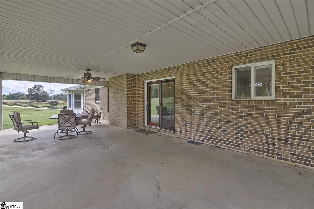 597 West Nelson Road Fountain Inn, SC 29644 - Photo 26 of 33