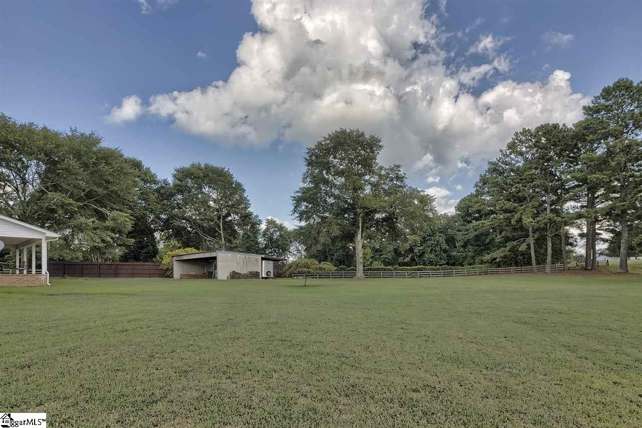 597 West Nelson Road Fountain Inn, SC 29644 - Photo 31 of 33