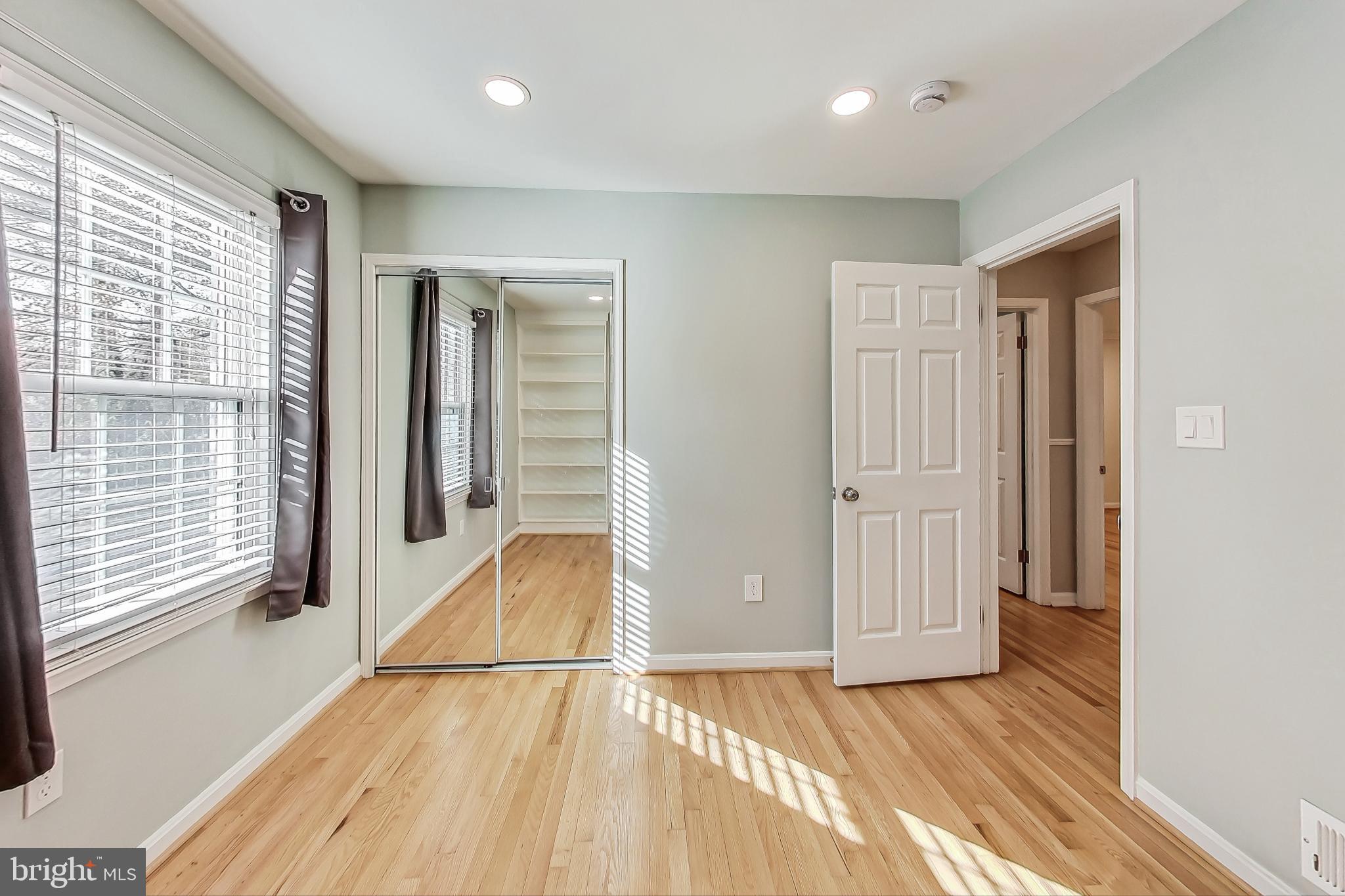 19404 Rena Court Brookeville, MD 20833 - Photo 19 of 44 3rd Bedroom