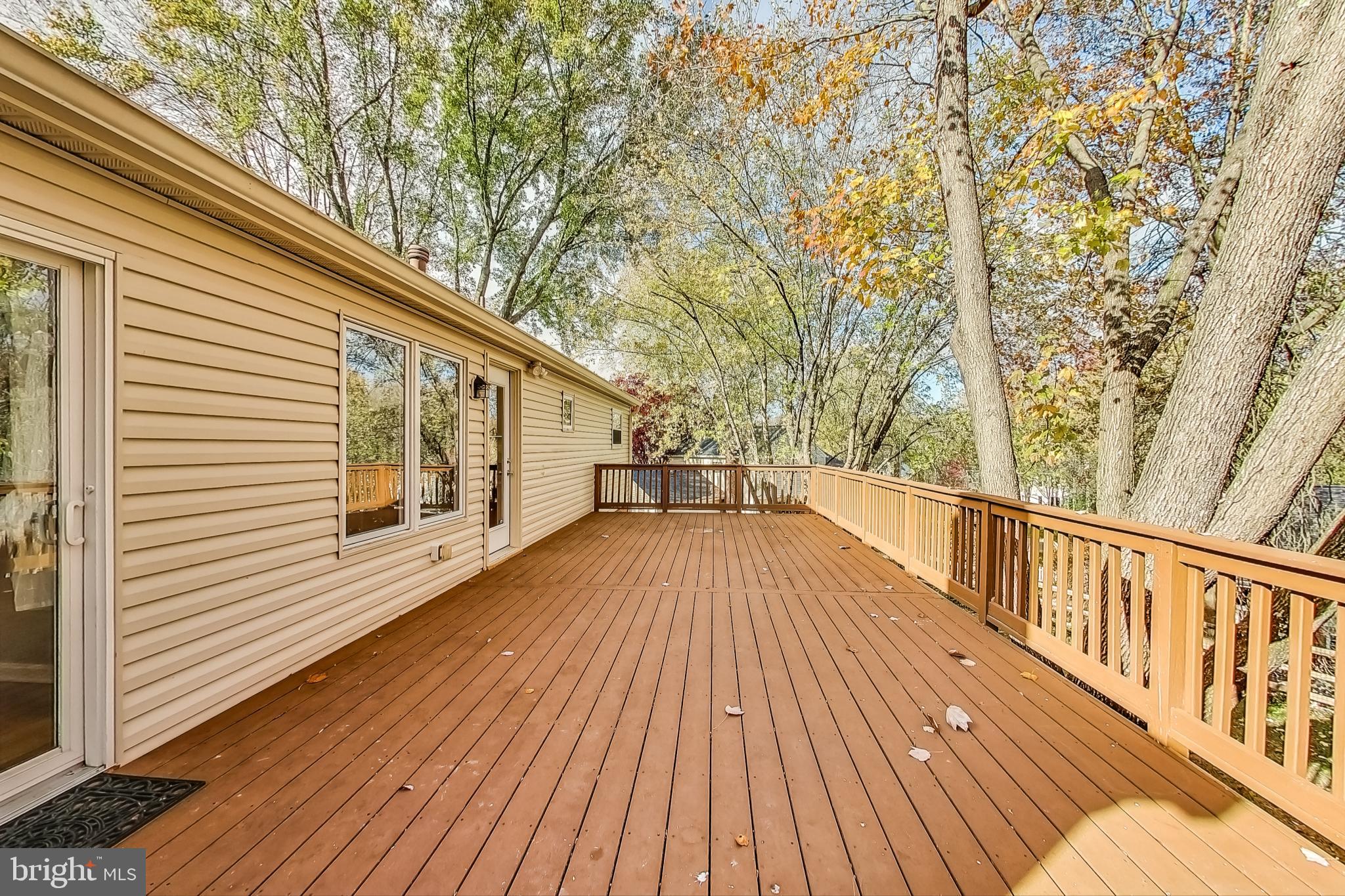 19404 Rena Court Brookeville, MD 20833 - Photo 35 of 44 Spacious Deck
