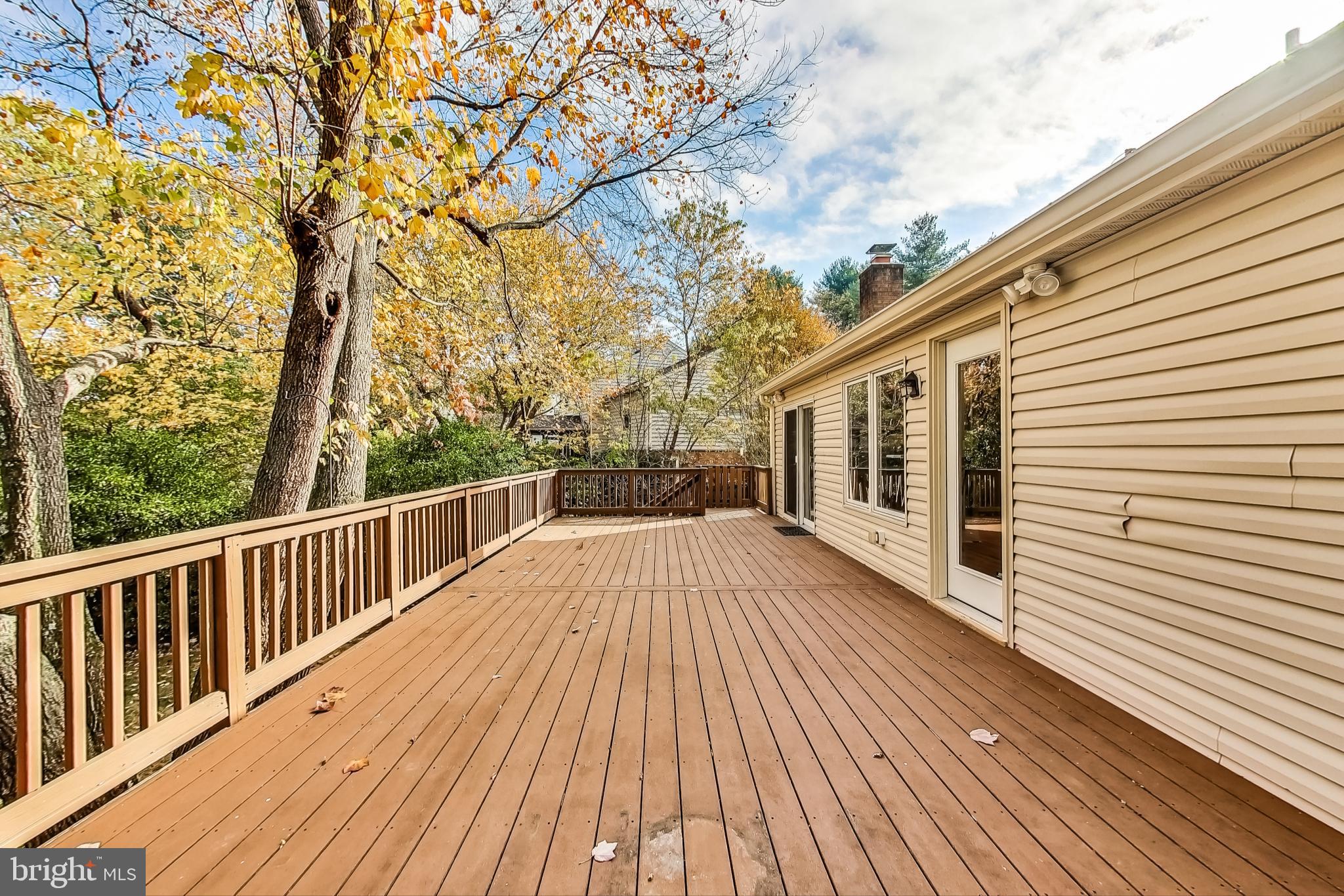 19404 Rena Court Brookeville, MD 20833 - Photo 36 of 44 Spacious Deck