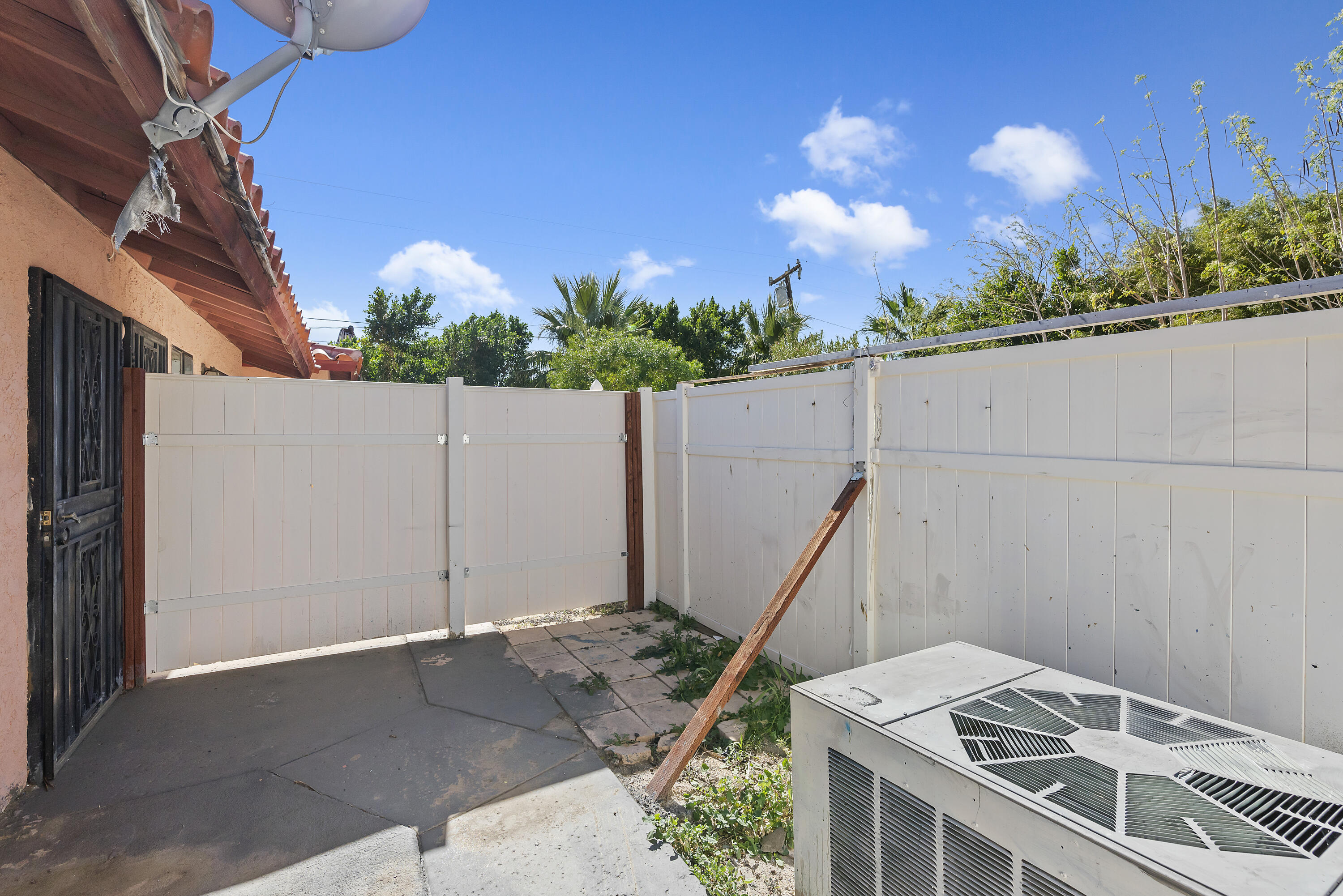 12155 Ocotillo Road Desert Hot Springs, CA 92240 - Photo 8 of 8 oc patio