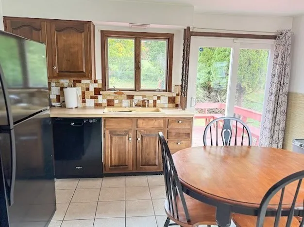 $249,000 | 122 Allengate Avenue, Pittsfield, MA 01201