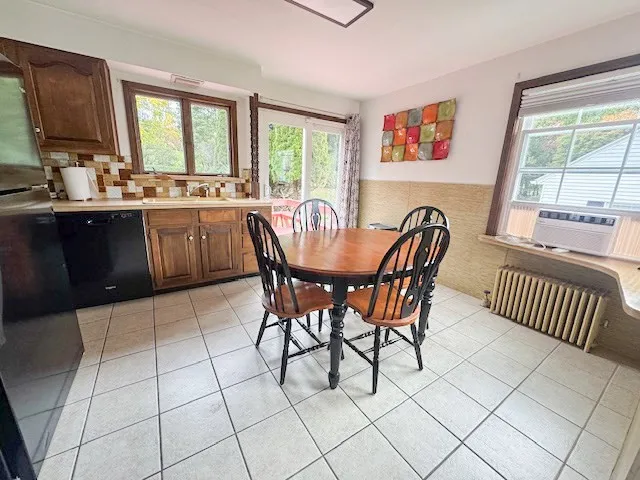 $249,000 | 122 Allengate Avenue, Pittsfield, MA 01201