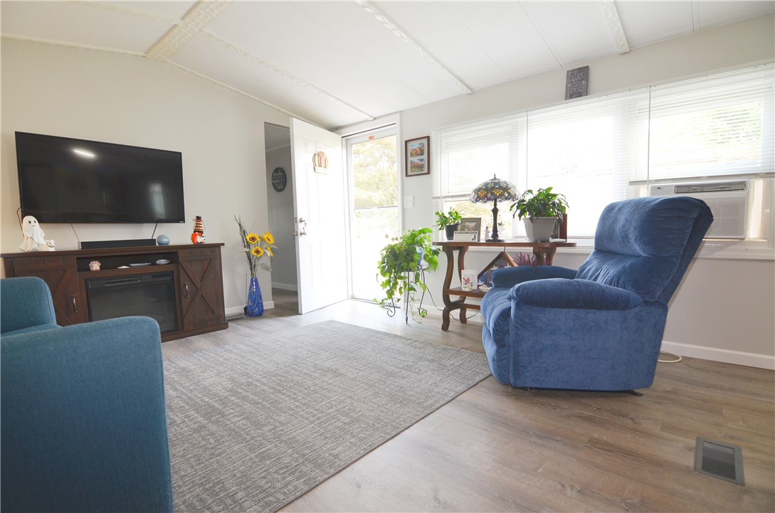 9 Lear Drive Coventry, RI 02816 - Photo 4 of 25