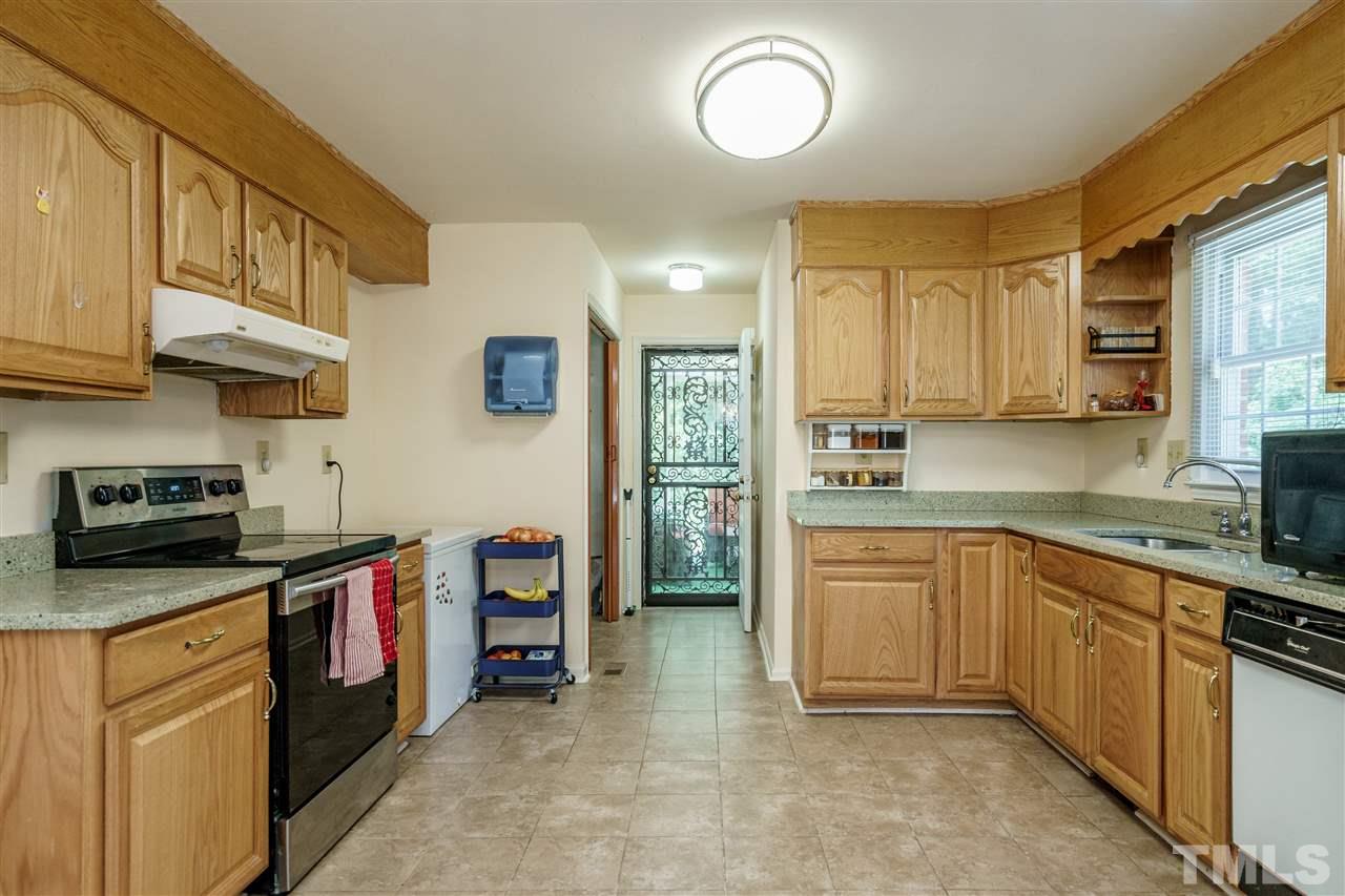 1449 Clermont Road Durham, NC 27713 - Photo 10 of 22