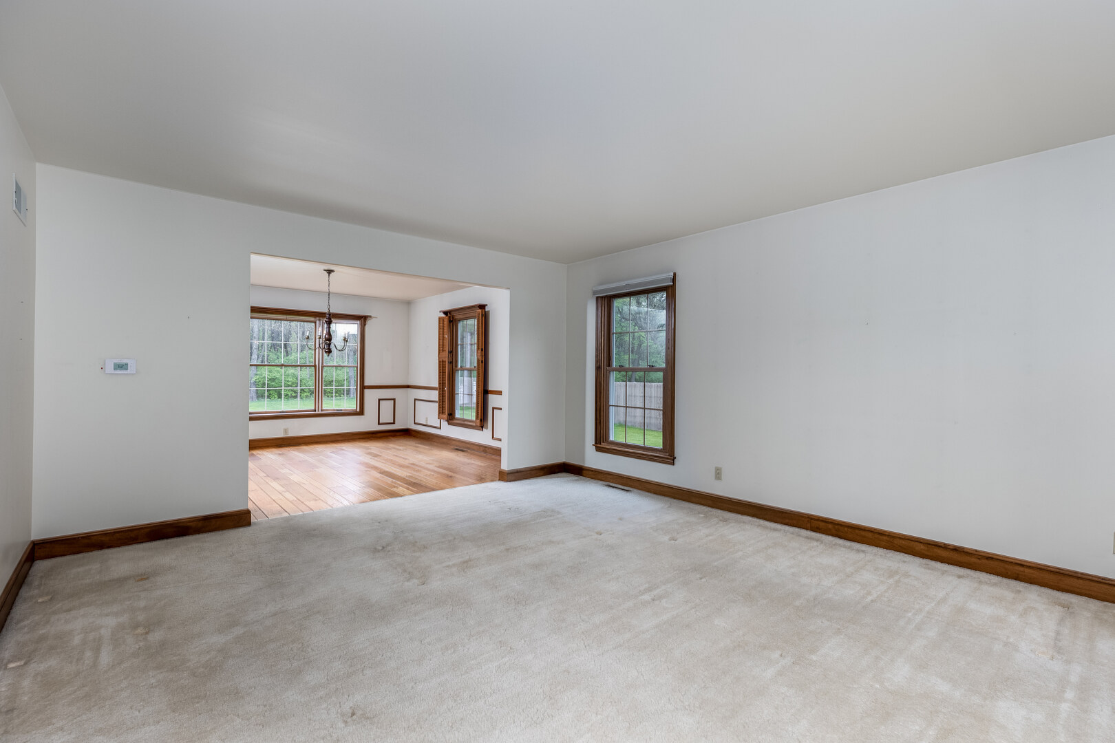3094 East 1888th Road Ottawa, IL 61350 - Photo 16 of 43 an empty room with windows
