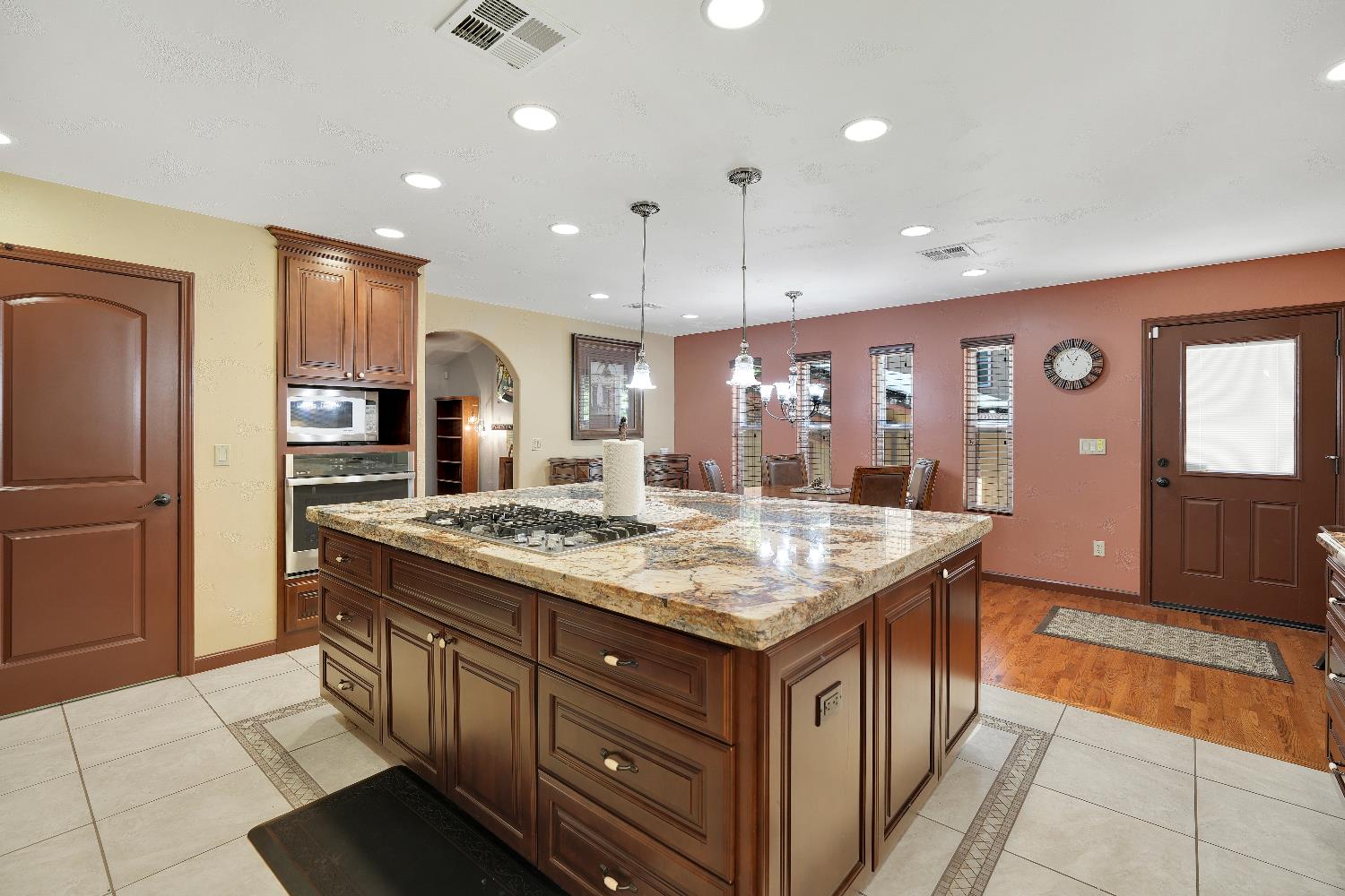 19485 Ferretti Road Groveland, CA 95321 - Photo 18 of 56