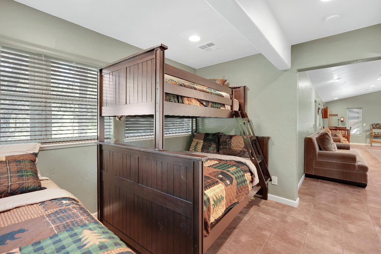 19485 Ferretti Road Groveland, CA 95321 - Photo 39 of 56