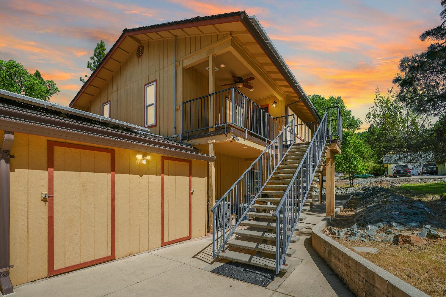 19485 Ferretti Road Groveland, CA 95321 - Photo 6 of 56