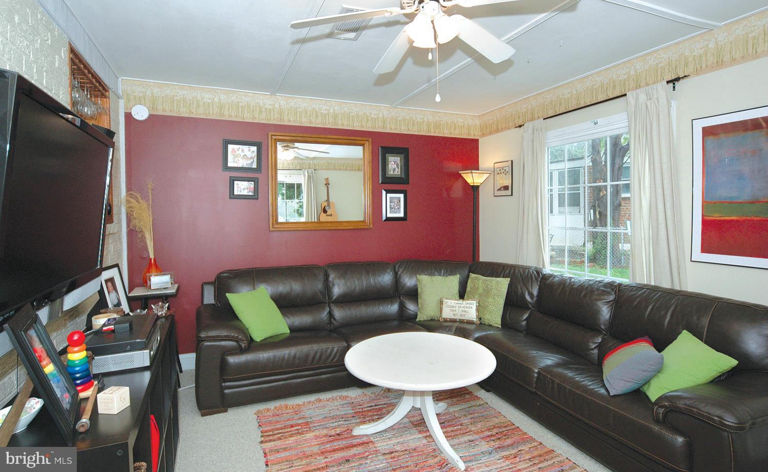12617 Flack Street Silver Spring, MD 20906 - Photo 7 of 14 Family Room