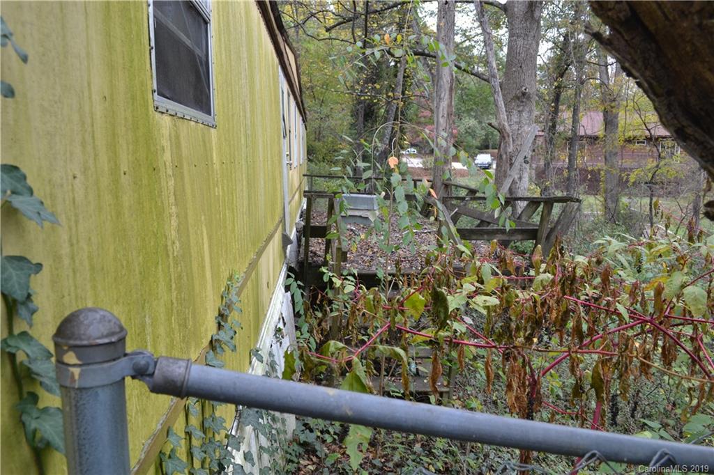 60 Reddick Road Asheville, NC 28805 - Photo 15 of 16 Gallery Image 15