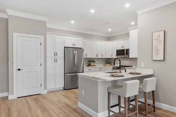 $459,900 | 10100 South Willow Street, Unit 303, Manchester, NH 03109