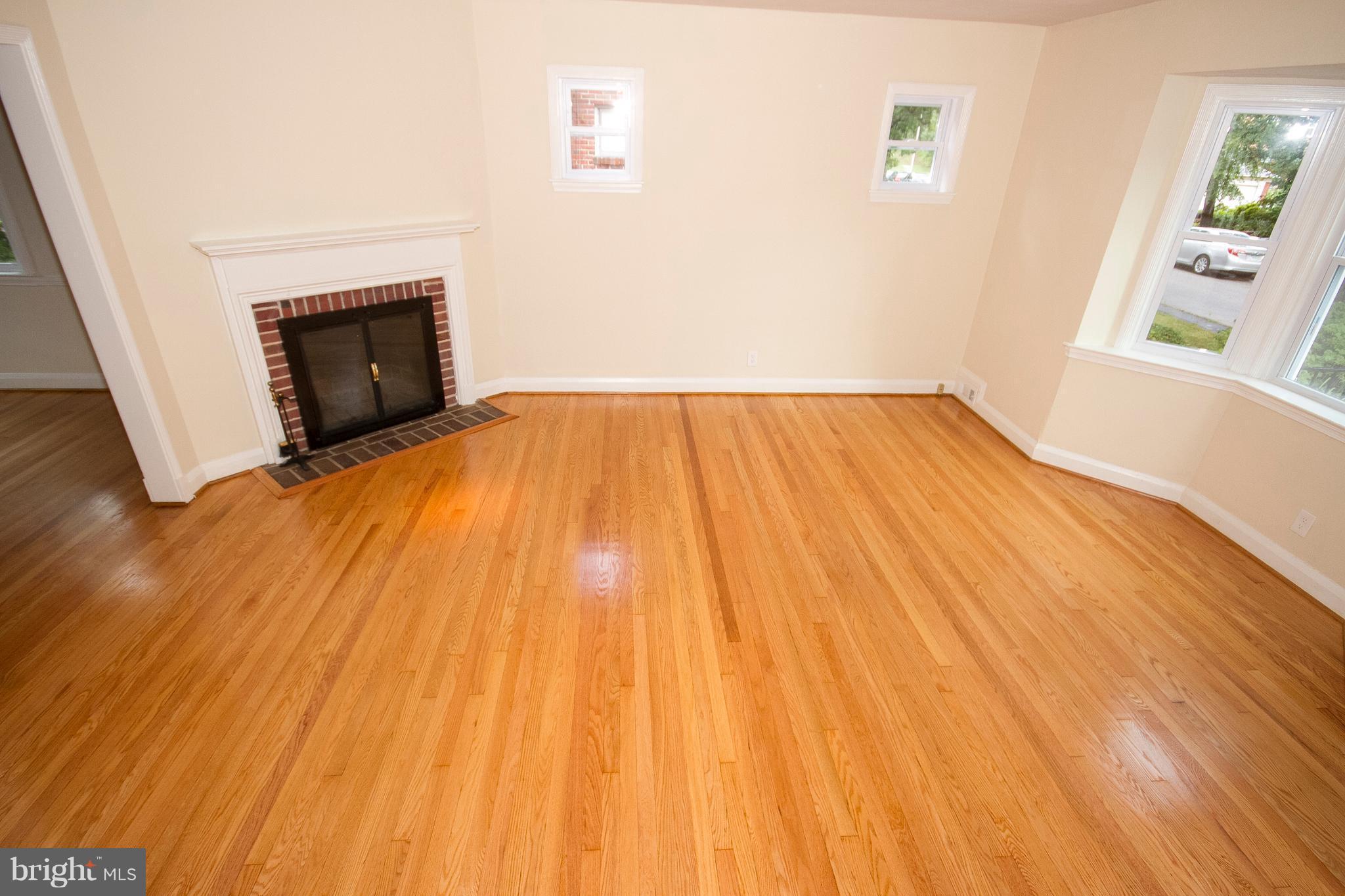 1511 Shadyside Road Baltimore, MD 21218 - Photo 5 of 28 Interior (General)