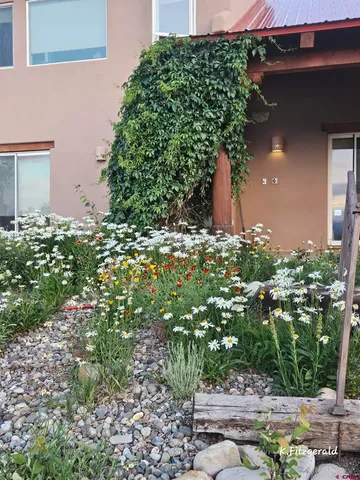 a view of a tennis court