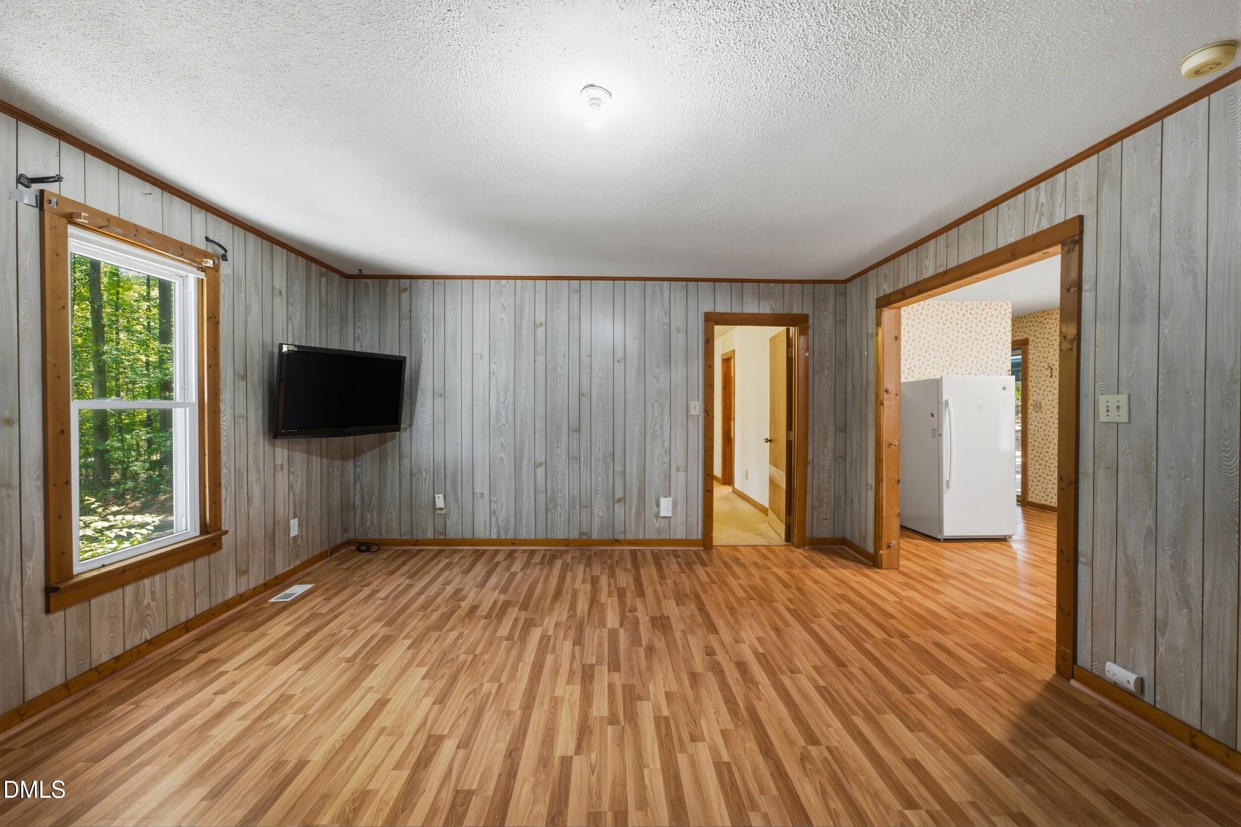 956 Holden Road Youngsville, NC 27596 - Photo 5 of 28 7 -956 holden rd, interior