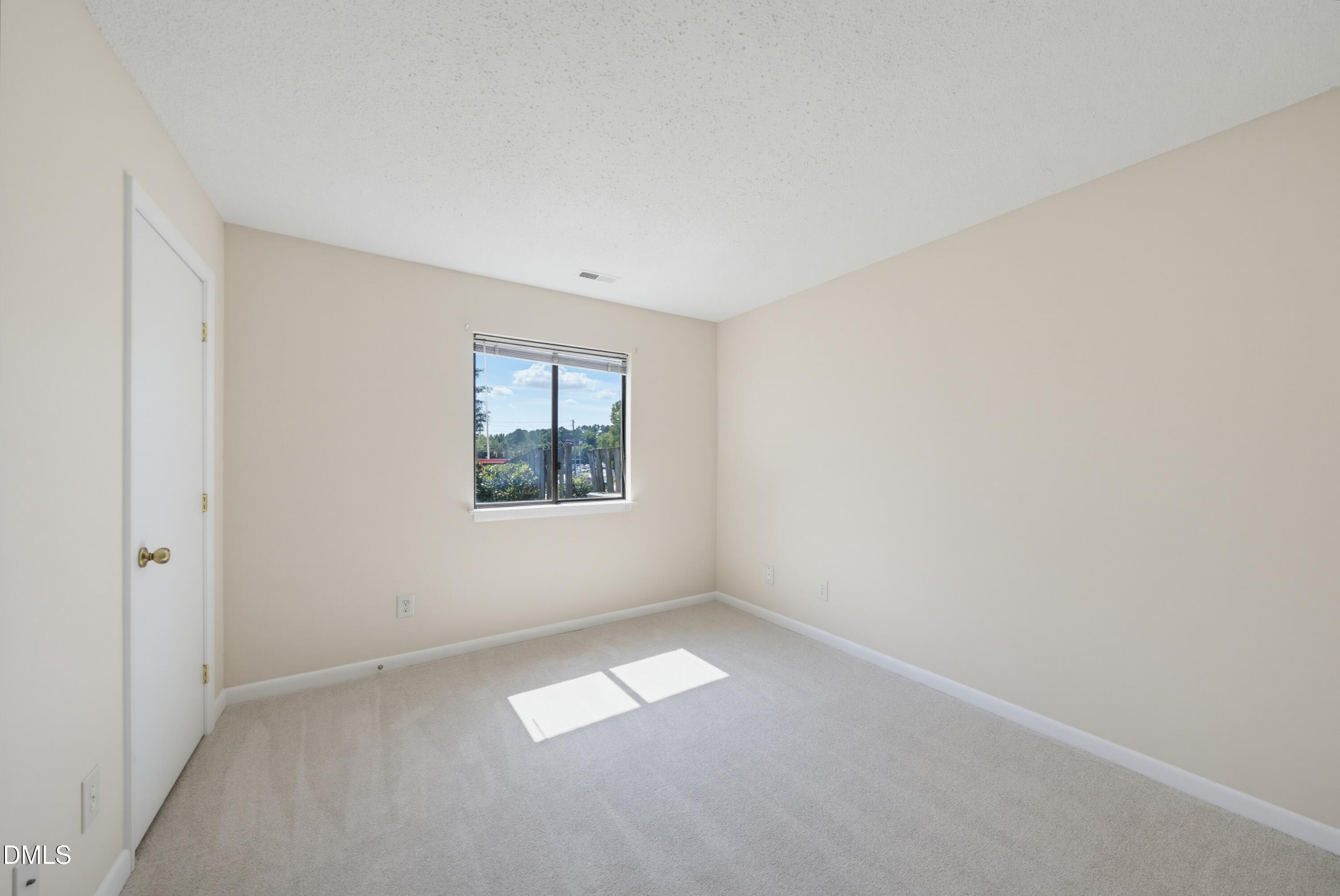 4508 North New Hope Road Raleigh, NC 27604 - Photo 12 of 20 10-Bedroom1_DSC01594