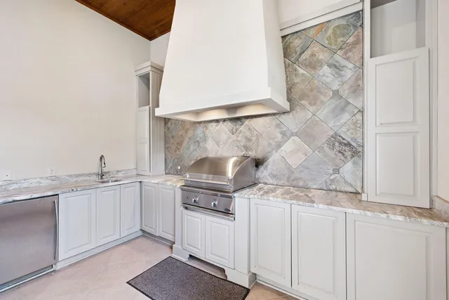 $3,000,000 | 3400 Ravenwood Lane, Miramar Beach, FL 32550