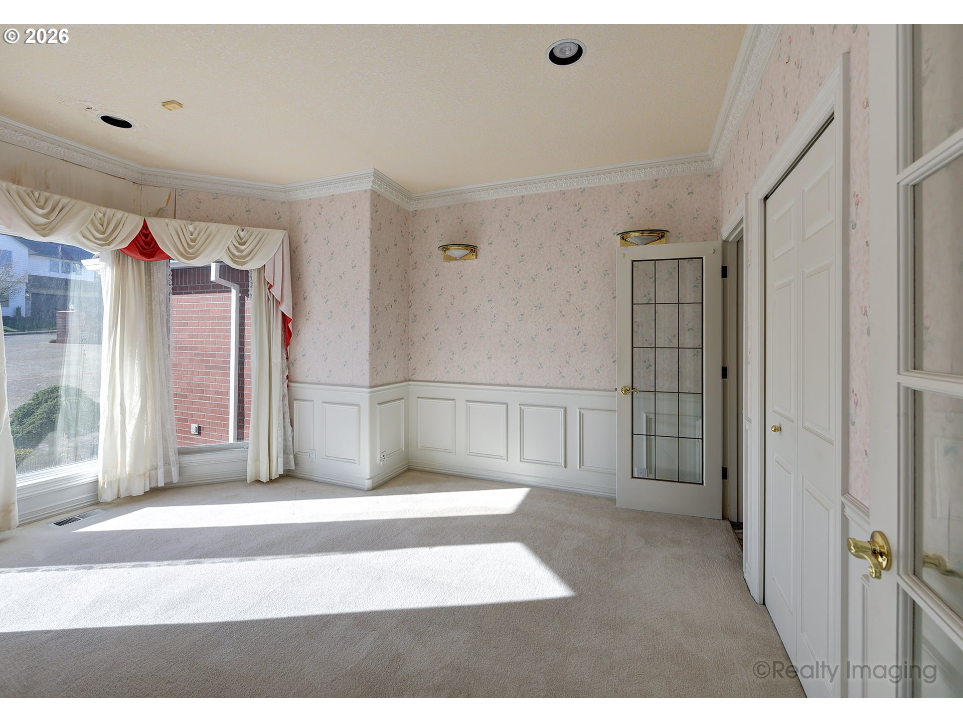 17549 Southwest Kemmer View Court Beaverton, OR 97007 - Photo 3 of 24