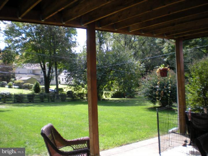 325 Candlewood Road Broomall, PA 19008 - Photo 8 of 19 Patio