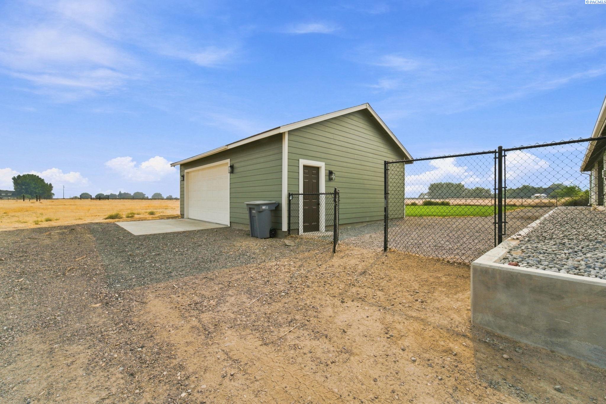 11617 Missimer Road Prosser, WA 99350 - Photo 31 of 36 Gallery Image 31