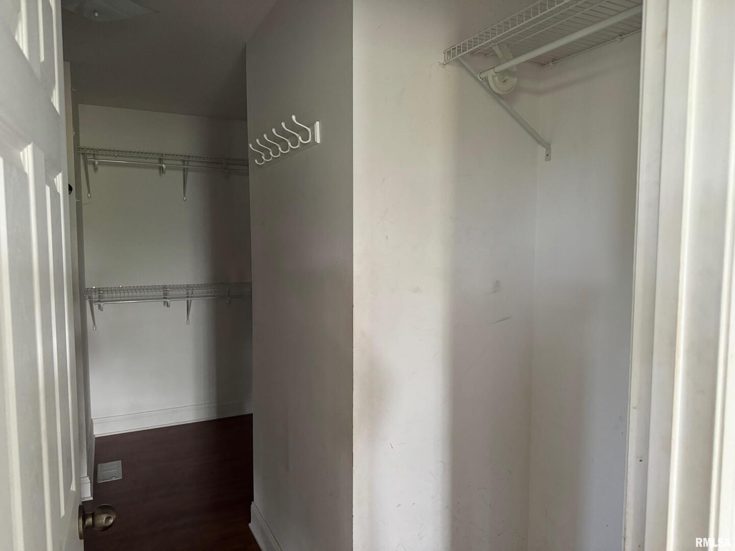 102 West North Street Benton, IL 62812 - Photo 27 of 56