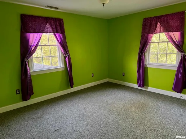 $339,900 | 102 West North Street, Benton, IL 62812