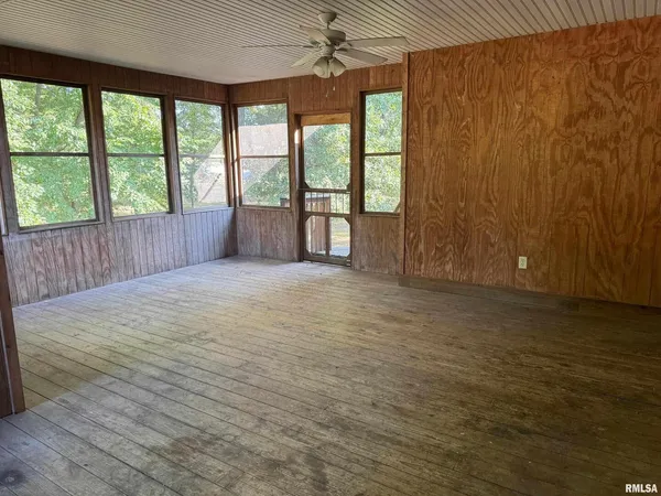 $339,900 | 102 West North Street, Benton, IL 62812