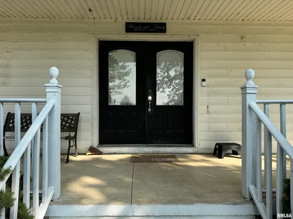 $339,900 | 102 West North Street, Benton, IL 62812