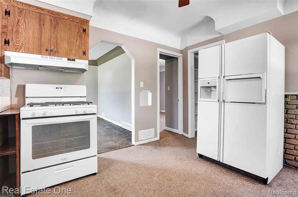 125 Shadywood Road Rochester Hills, MI 48307 - Photo 15 of 24