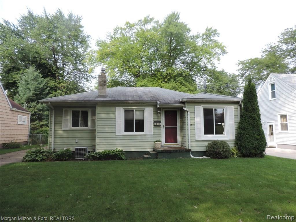 48 Exmoor Road Waterford, MI 48328 - Photo 1 of 18 DSCN4128.JPG