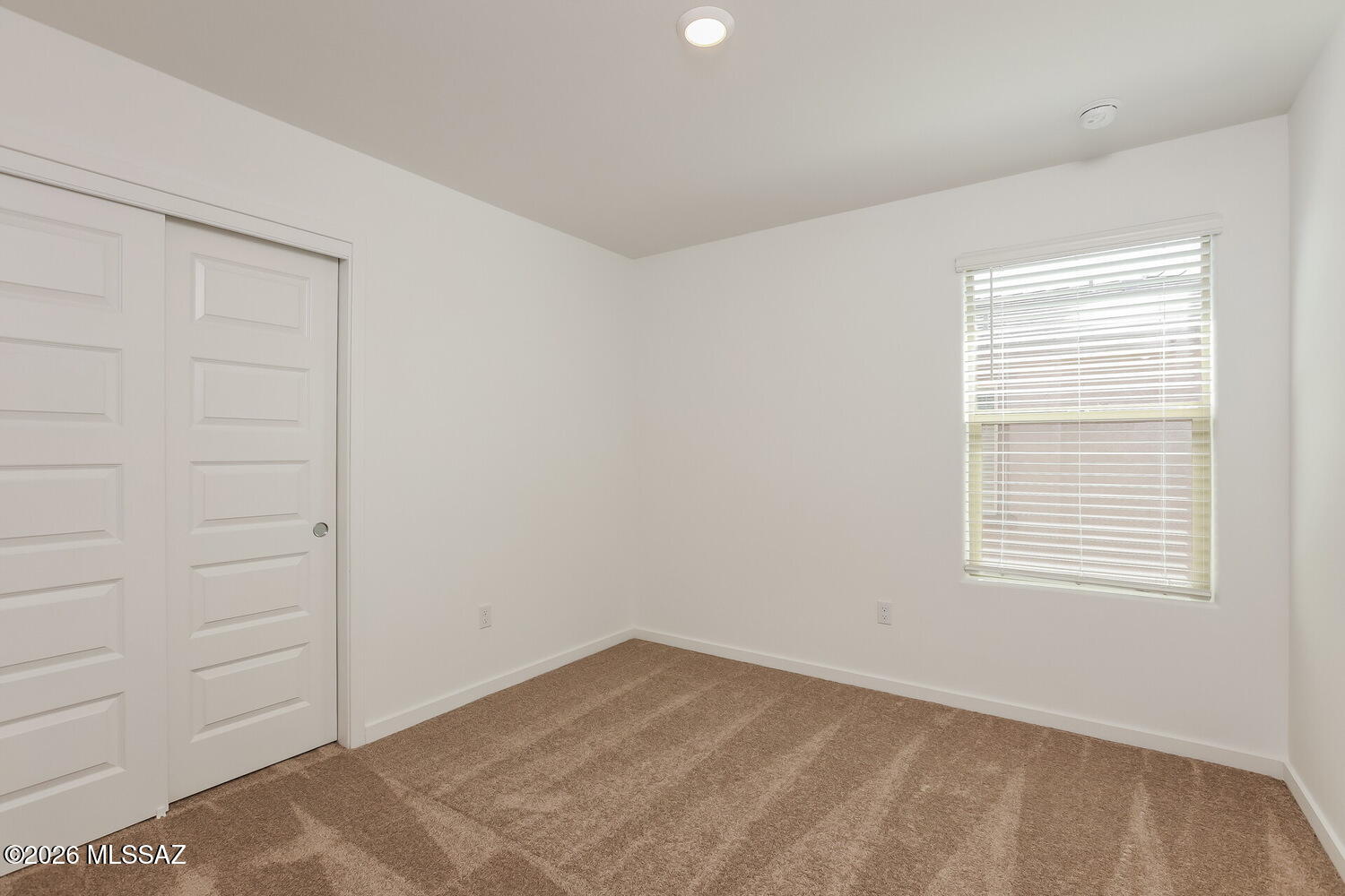 7068 West Indian Clover Way Tucson, AZ 85757 - Photo 12 of 17 12-photo-Bedroom-c97e9801-0037-4562-994c