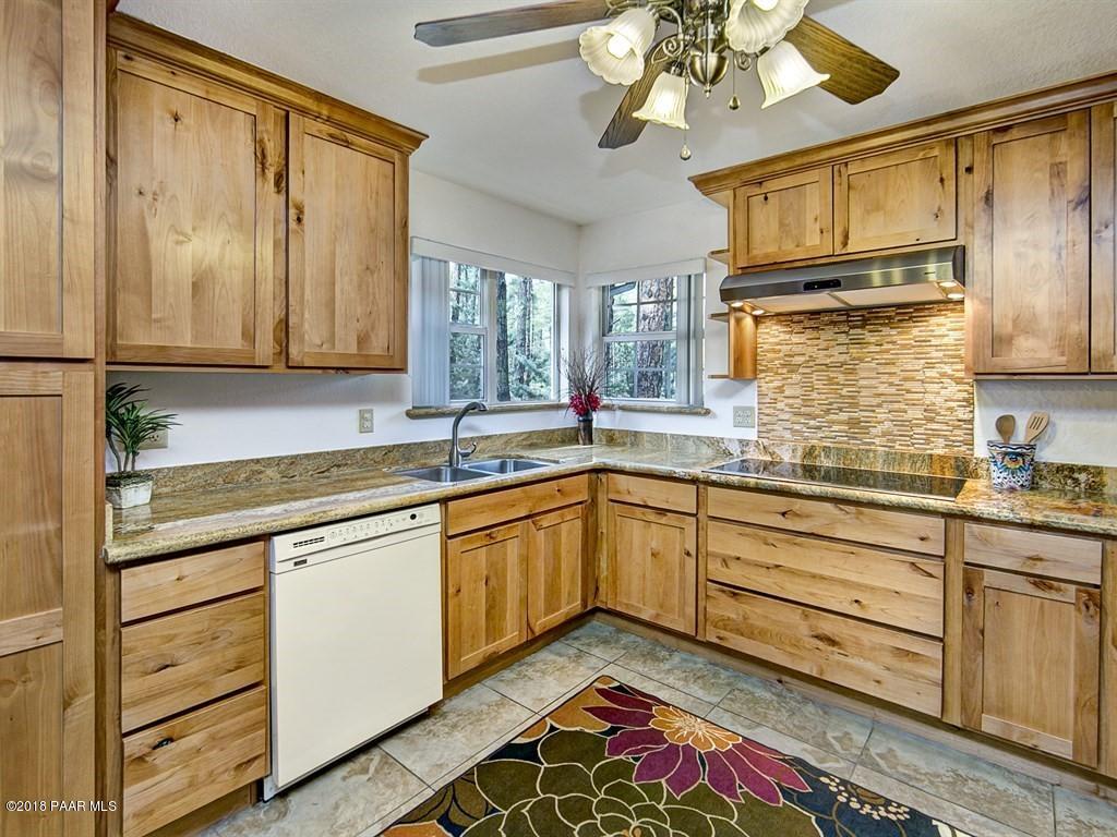 335 Ridge Court Prescott, AZ 86303 - Photo 5 of 23 Well Designed
