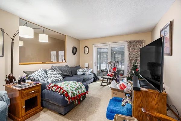 $285,000 | 231 Lovell Street, Schoolcraft, MI 49087