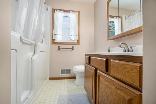 $285,000 | 231 Lovell Street, Schoolcraft, MI 49087