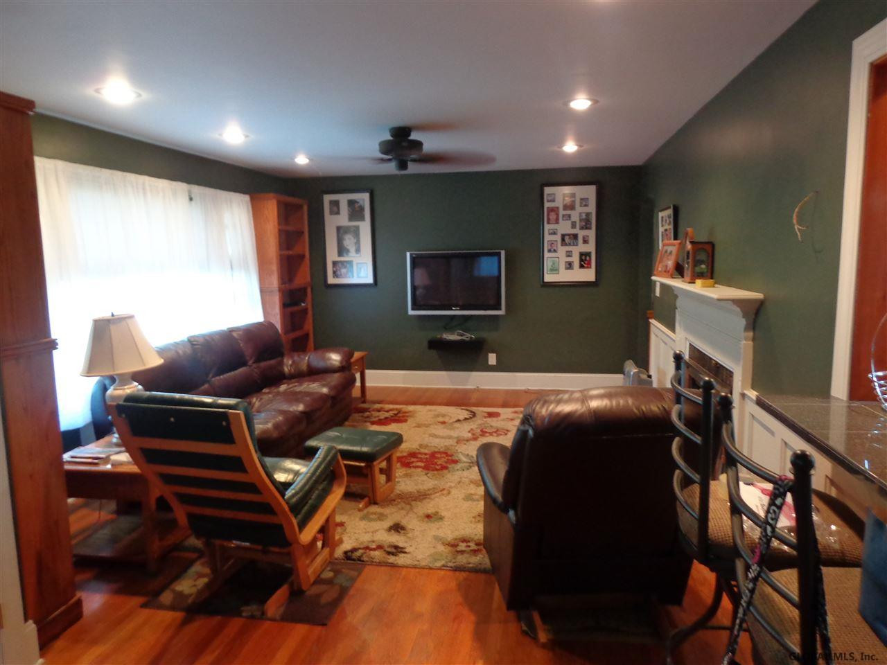 134 Vly Road Colonie, NY 12205 - Photo 3 of 11 Photo 3