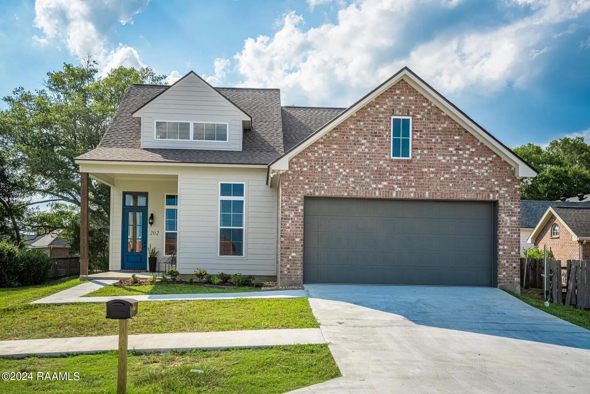 202 Student Lafayette, LA 70508 - Photo 2 of 31 Image 2
