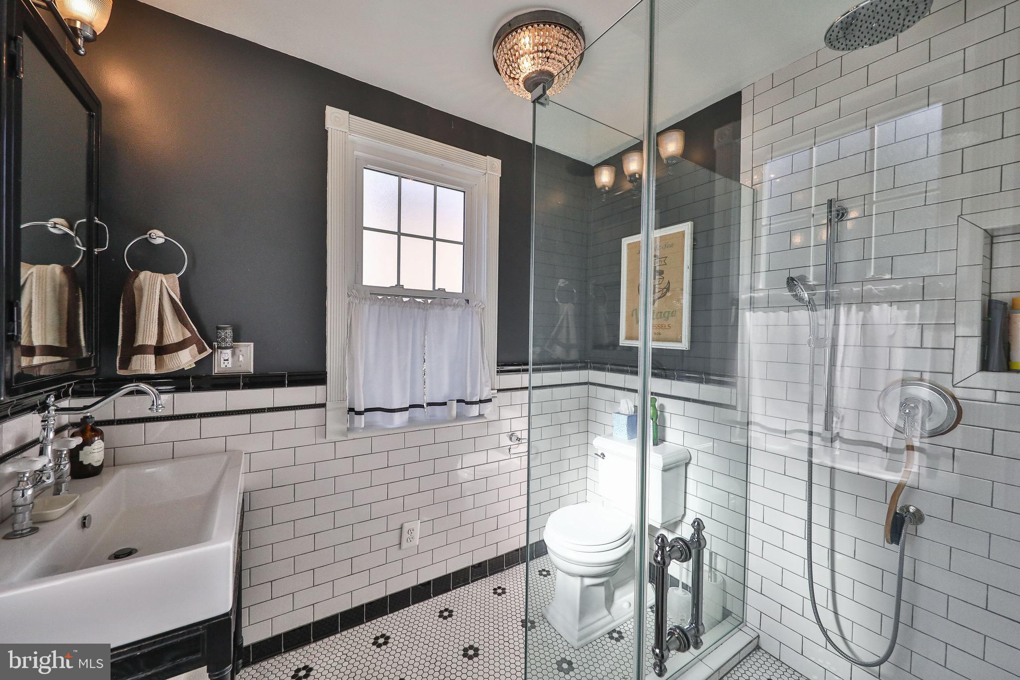 469 Harmon Road Philadelphia, PA 19128 - Photo 14 of 27 Gallery Image 14