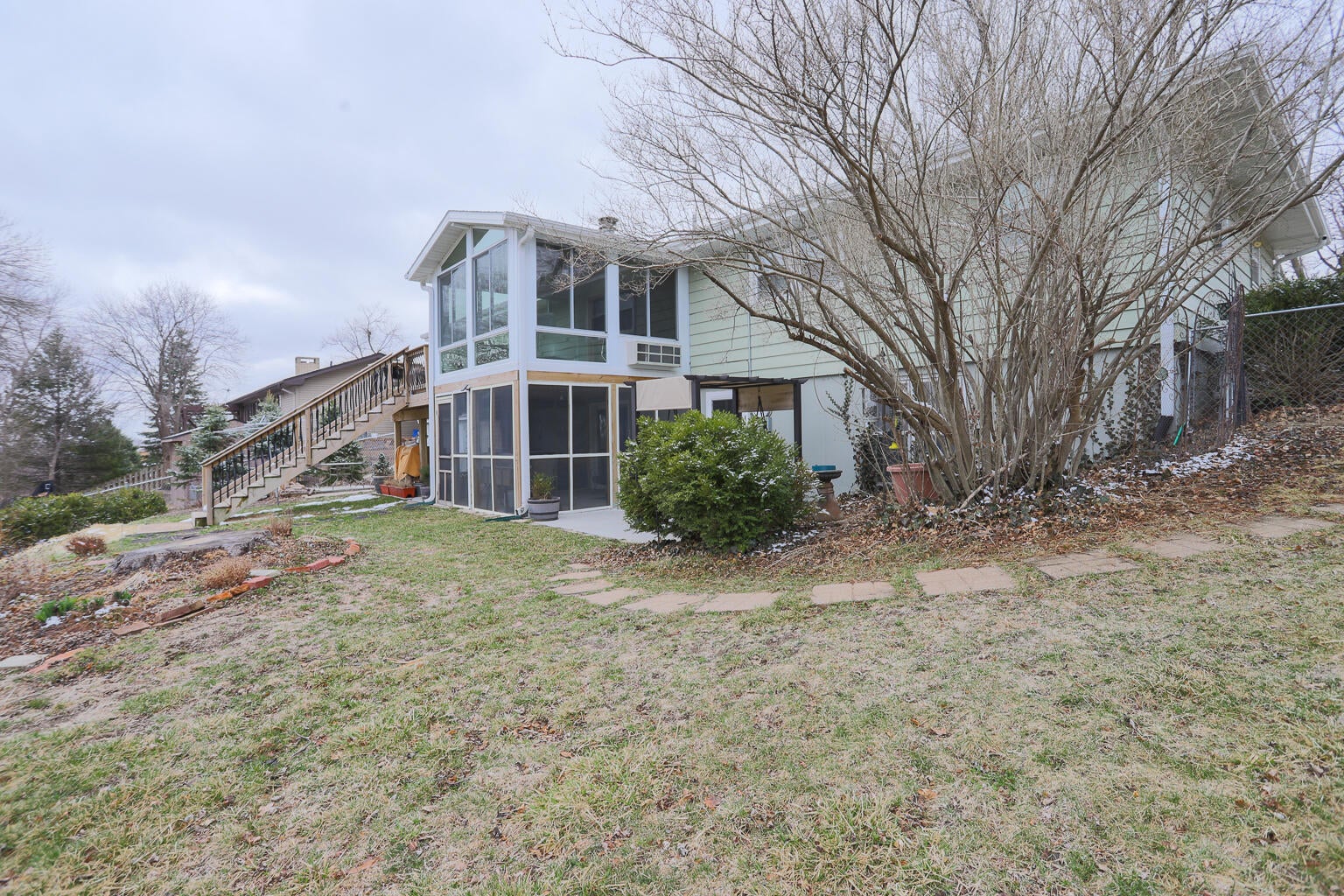 310 Wendy Heights Road Council Bluffs, IA 51503 - Photo 4 of 31 Gallery Image 4