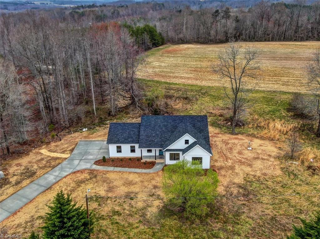 310 Johnson Road Reidsville, NC 27320 - Photo 9 of 45