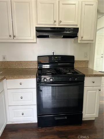 $2,300 | 1409 Orange Street, Redlands, CA 92374