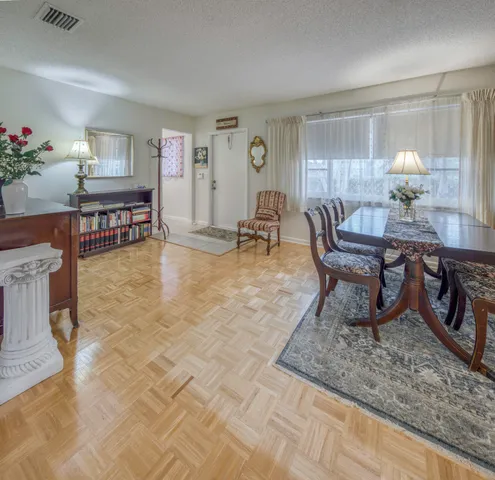 $2,450 | 32 Ocean Breeze, Lake Worth Beach, FL 33460