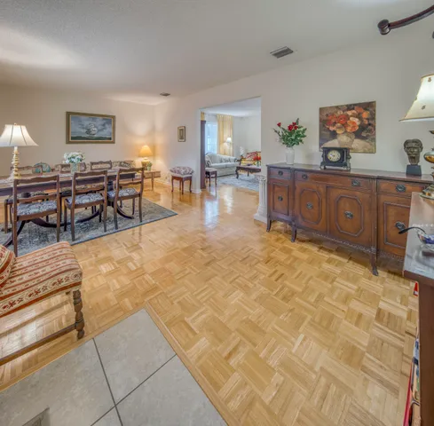 $2,450 | 32 Ocean Breeze, Lake Worth Beach, FL 33460