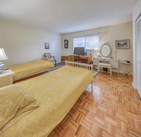 $2,450 | 32 Ocean Breeze, Lake Worth Beach, FL 33460