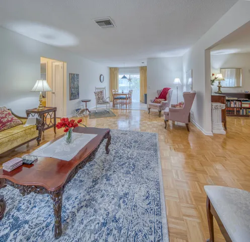 $2,450 | 32 Ocean Breeze, Lake Worth Beach, FL 33460