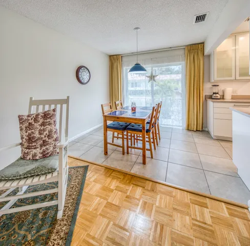 $2,450 | 32 Ocean Breeze, Lake Worth Beach, FL 33460